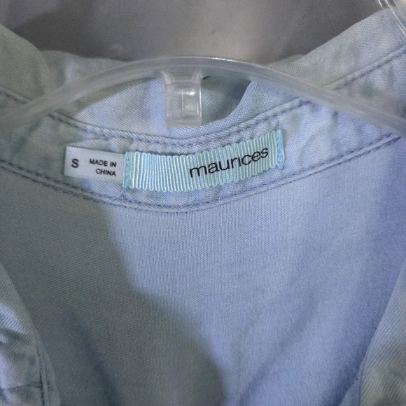 Maurice's Button Down Chambray Ombre Blouse Long Sleeve Lightweight Size Small - Picture 4 of 7